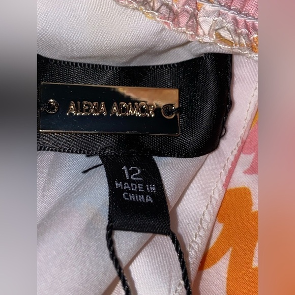 Alexis Admor Molly Mock Neck Tiered Mini Dress Women 12  Cottagecore  NWT Dainty - Picture 4 of 8